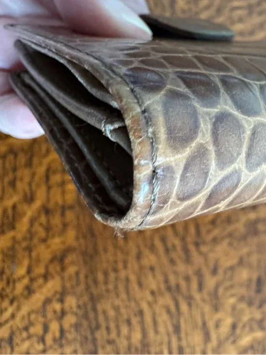 Furla EUC Brown Croc-Embossed Bifold Wallet - Picture 10 of 11